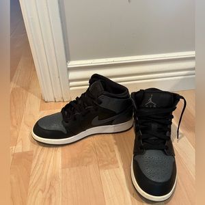 Nike Air Jordan Mid (Black and Grey) Youth 6